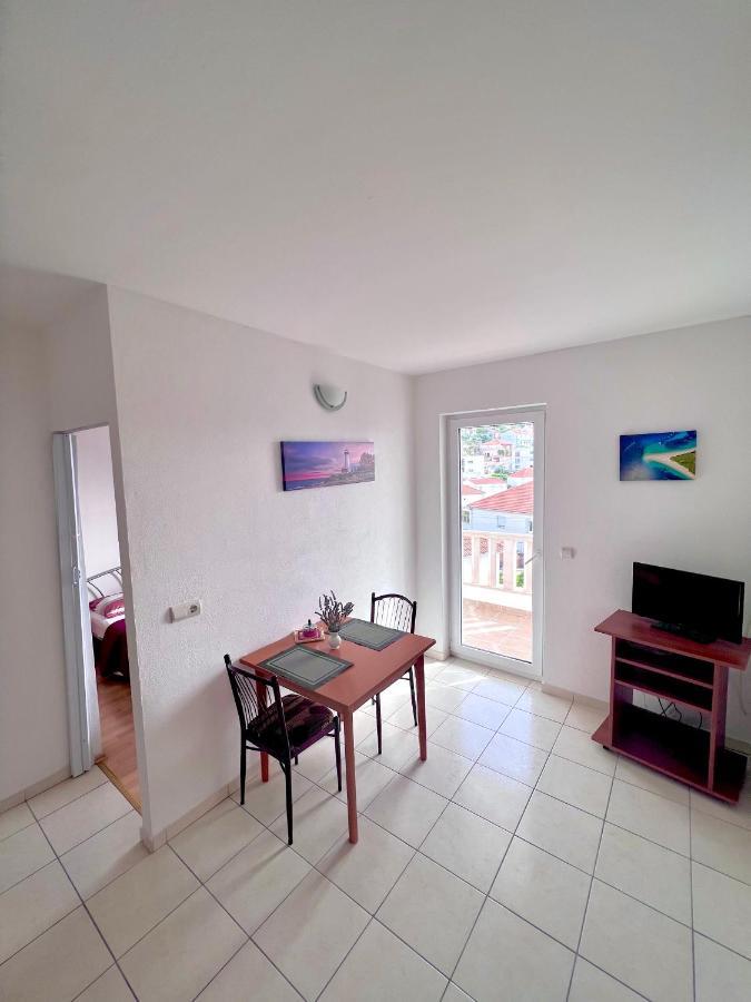 Apartments MDK Kate Trogir Bagian luar foto